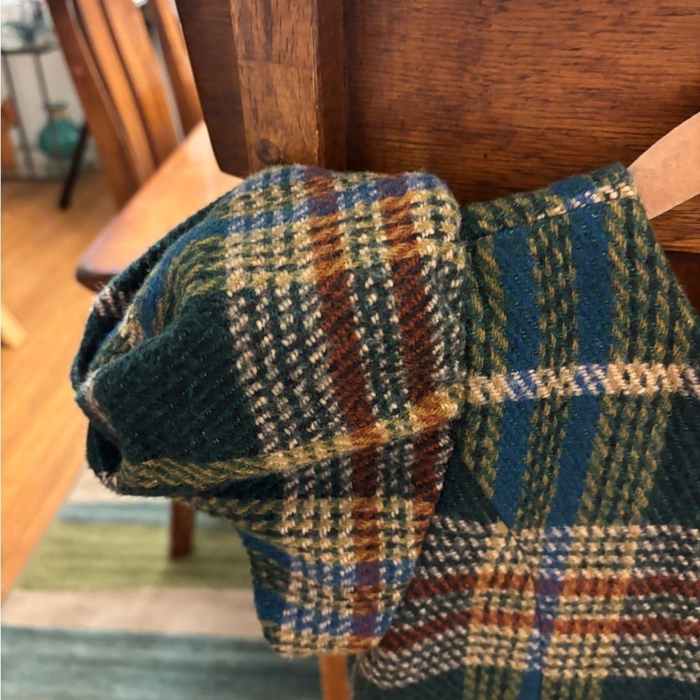Ivy city Plaid holiday Dress in Green and Blue high end fully lined puffy sleeve - Picture 4 of 8